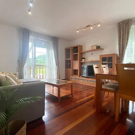 Familiar Close To Cabarceno 公寓