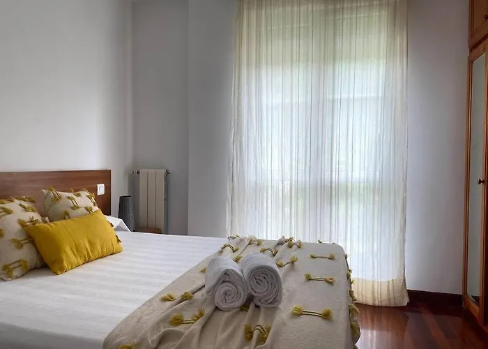 Familiar Close To Cabarceno La Cueva (Cantabria)