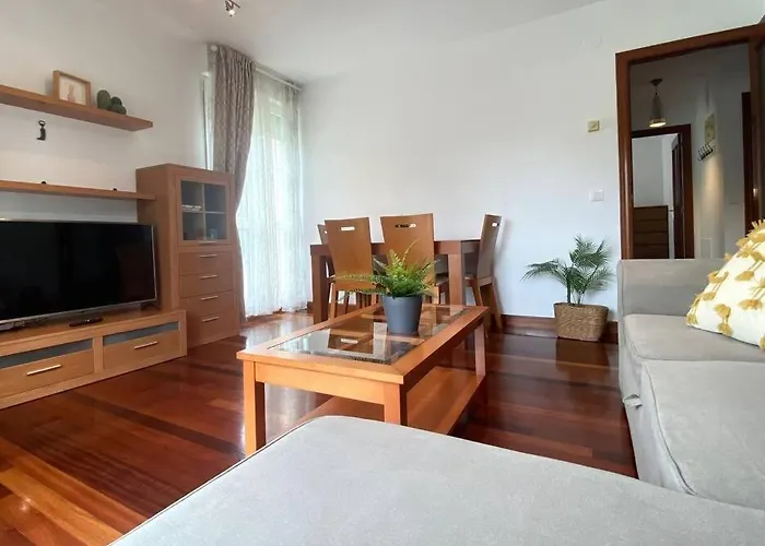 Familiar Close To Cabarceno Apartment